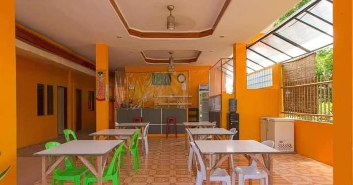 Jessa'S 5 Guests House Hotel Moalboal Exterior photo