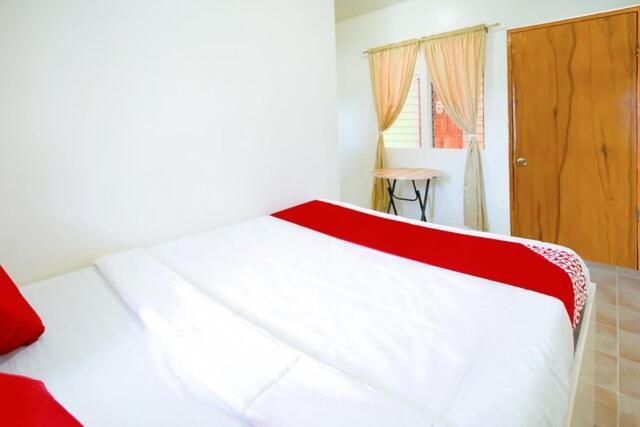 Jessa'S 5 Guests House Hotel Moalboal Exterior photo